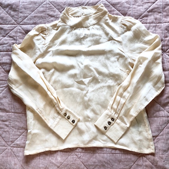 Y.A.S. Puff sleeve blouse NWOT - Picture 5 of 10